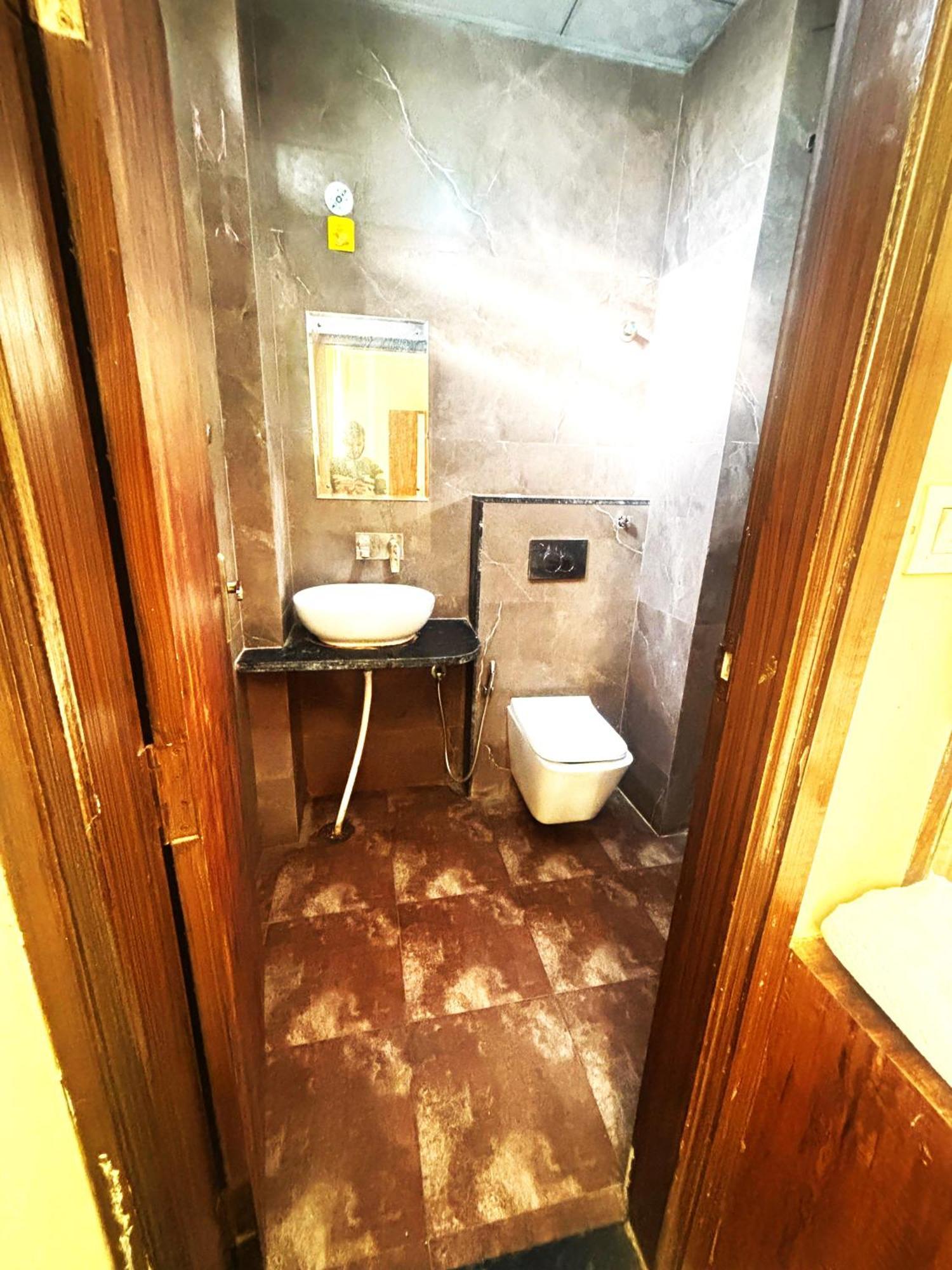 Hotel Hari Inn Τζαϊπούρ Εξωτερικό φωτογραφία