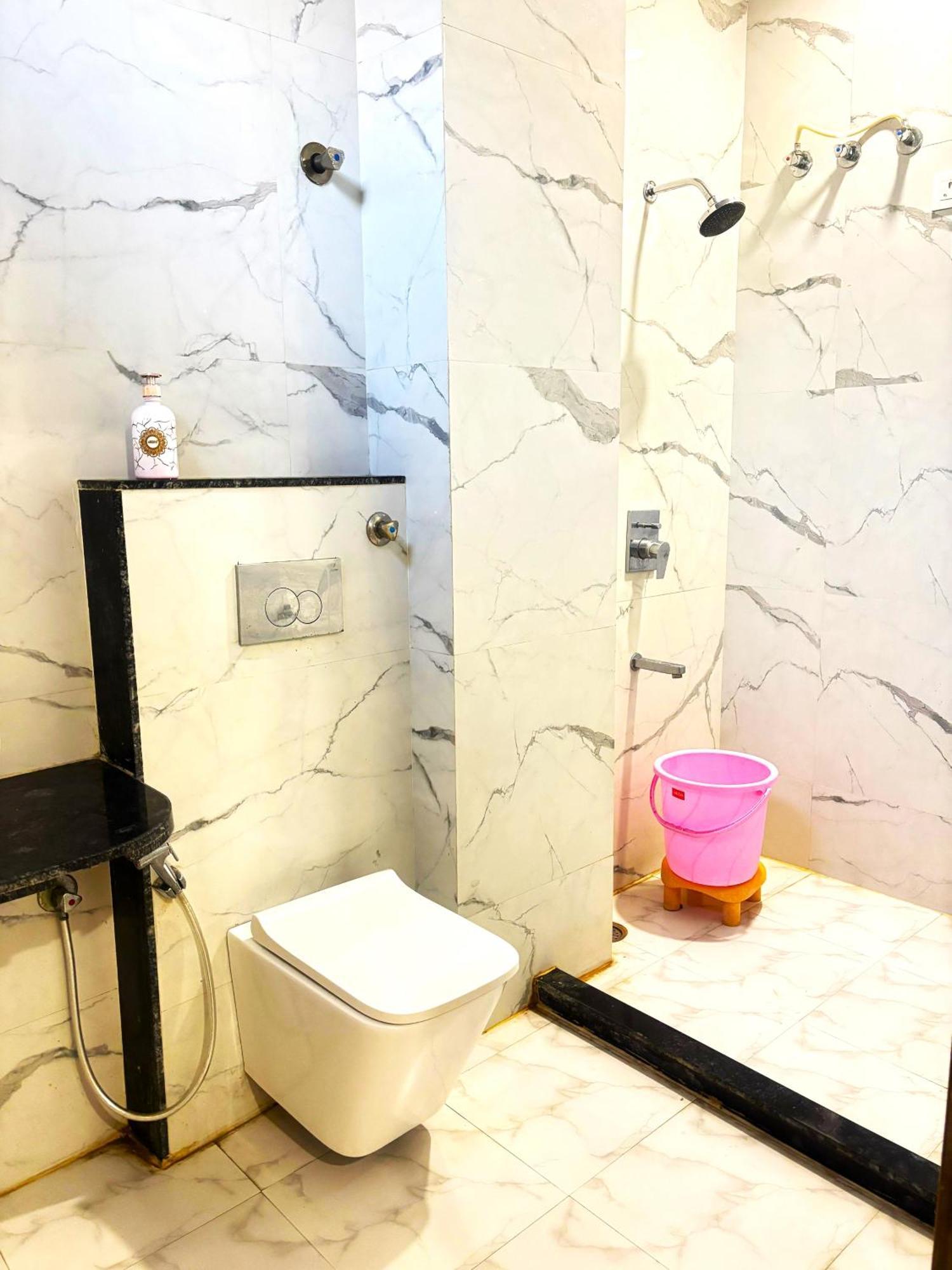 Hotel Hari Inn Τζαϊπούρ Δωμάτιο φωτογραφία